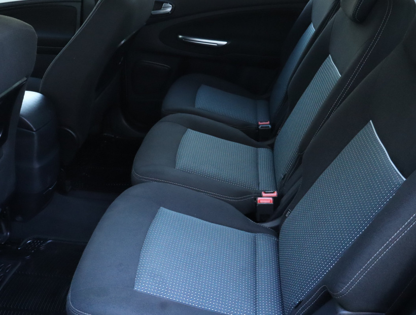 Ford Galaxy, 2013