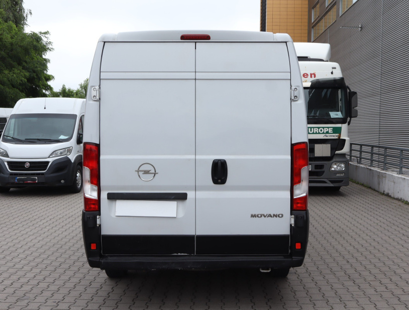 Opel Movano, 2022