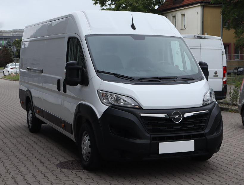 Opel Movano, 2022