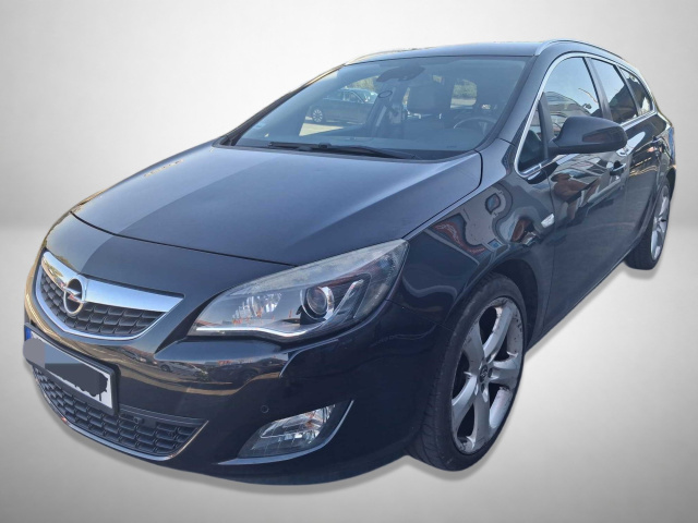 Opel Astra 2011