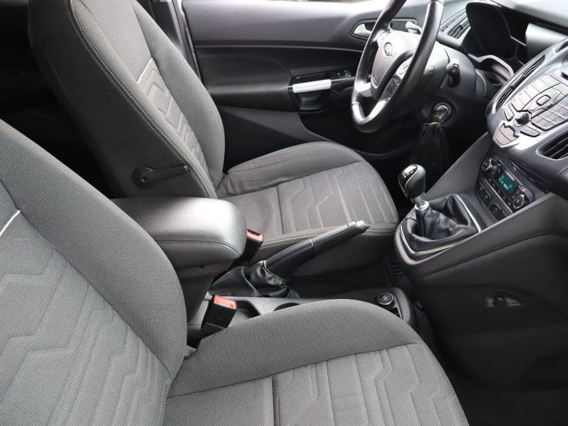 Ford Tourneo Connect, 2016