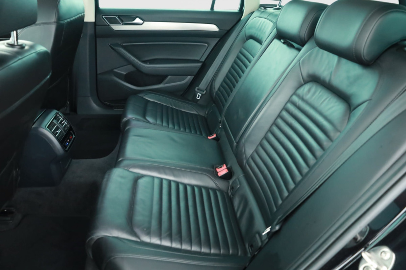 Volkswagen Passat, 2015