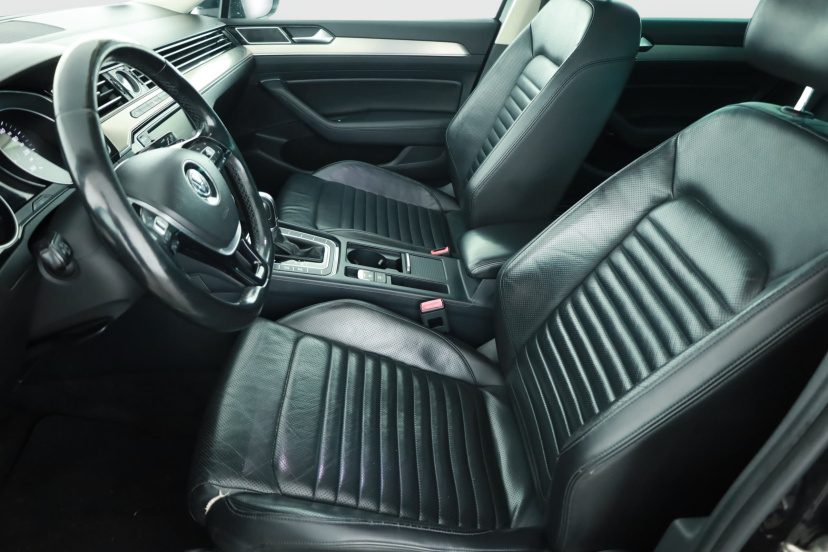 Volkswagen Passat, 2015