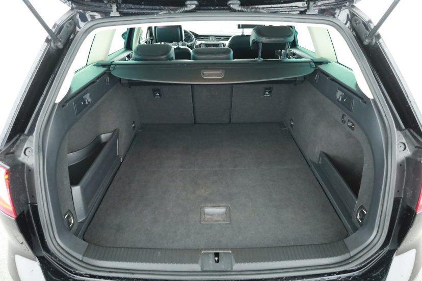 Volkswagen Passat, 2015