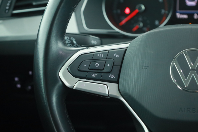 Volkswagen Passat, 2023