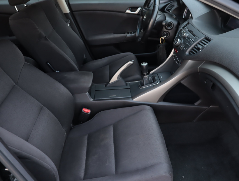 Honda Accord, 2010