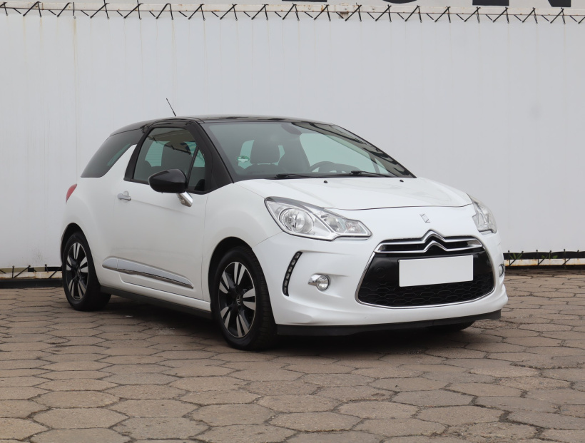 Citroen DS3, 2015
