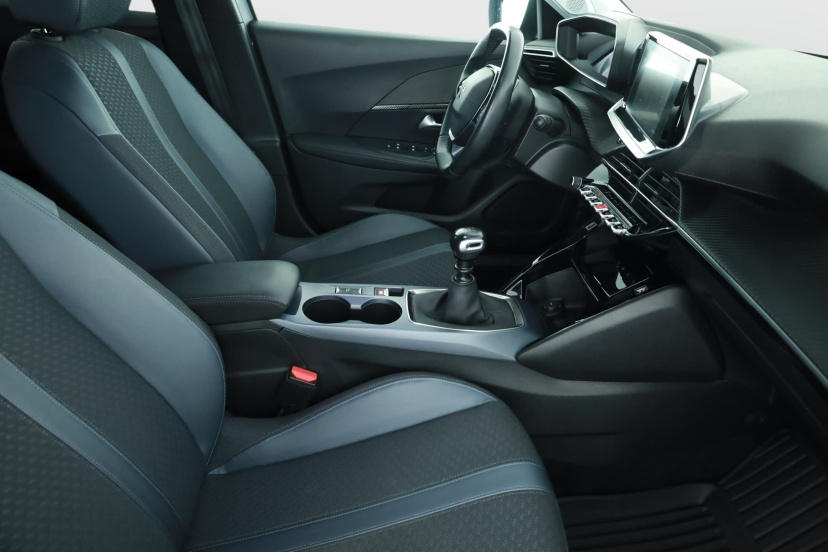 Peugeot 2008, 2020