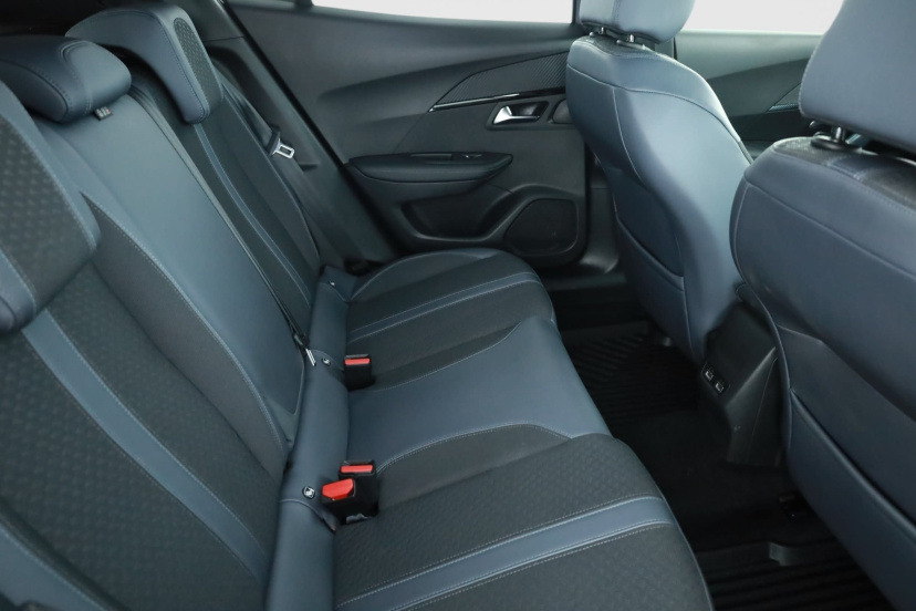 Peugeot 2008, 2020