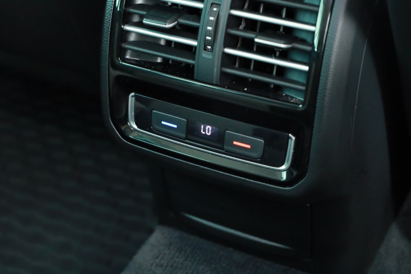 Volkswagen Passat, 2017