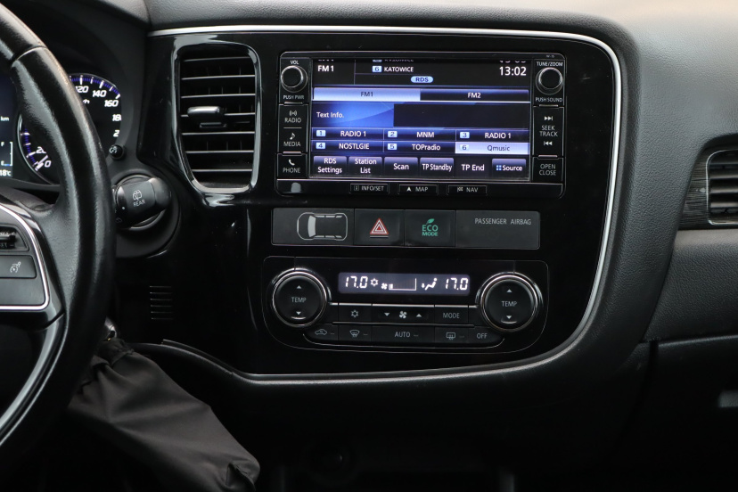 Mitsubishi Outlander, 2016