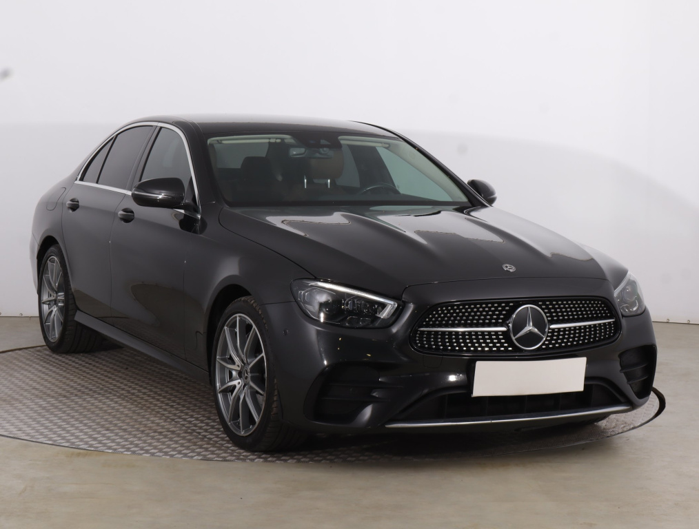 Mercedes-Benz E