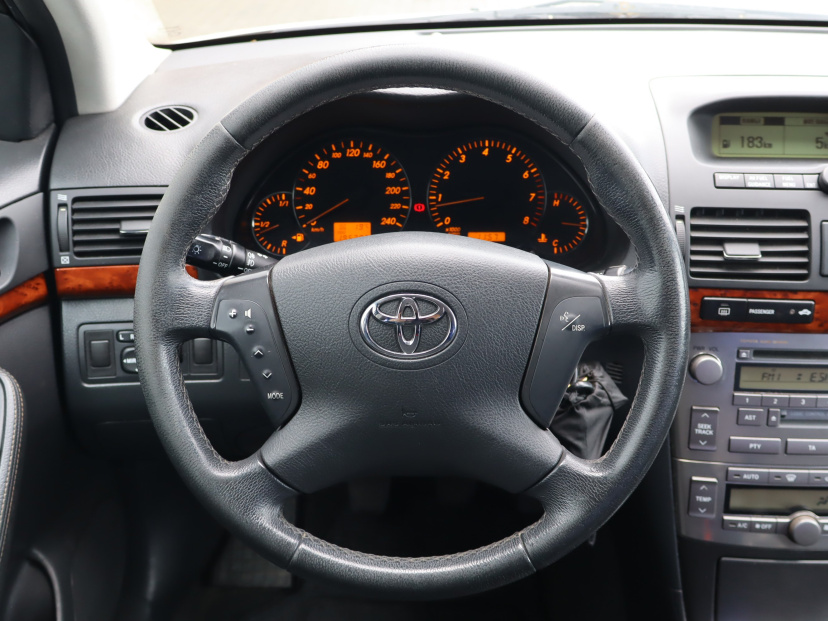 Toyota Avensis, 2006