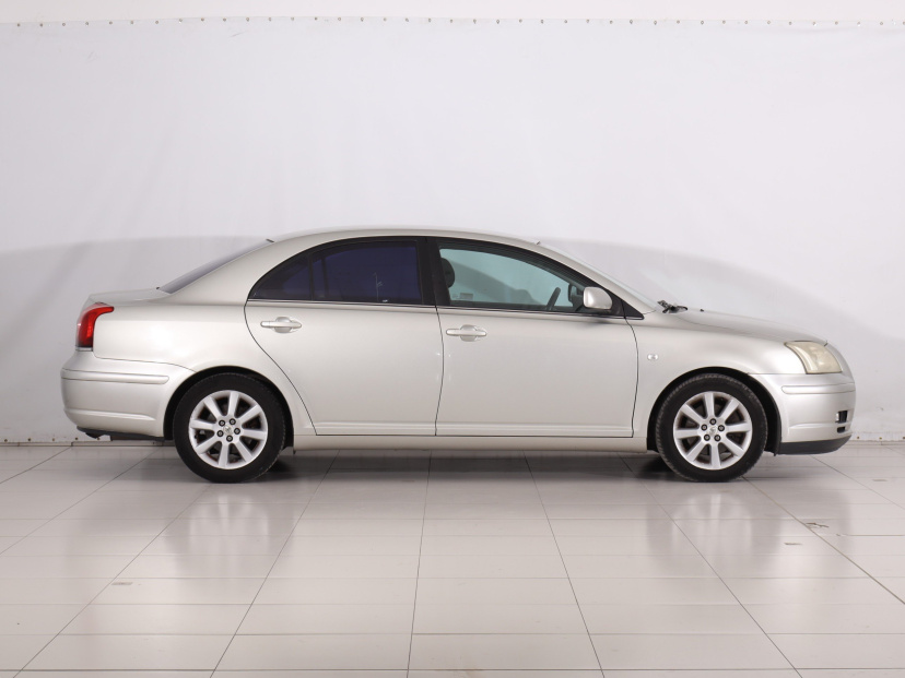 Toyota Avensis, 2006