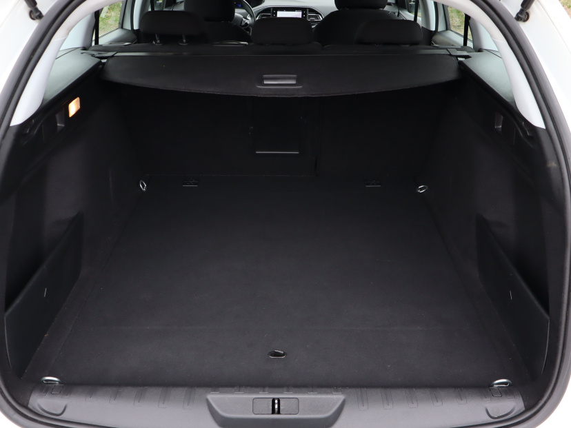 Peugeot 308, 2020