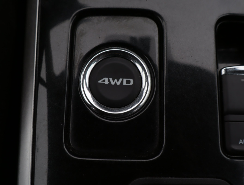 Mitsubishi Outlander, 2018