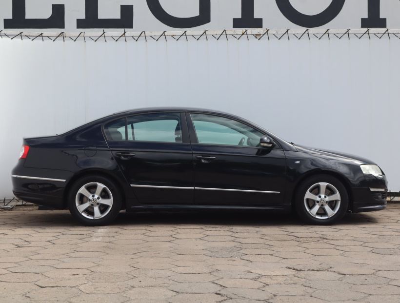 Volkswagen Passat, 2009