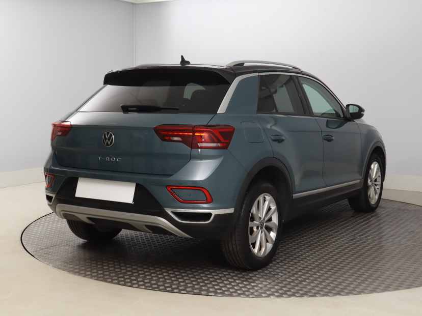 Volkswagen T-Roc, 2022