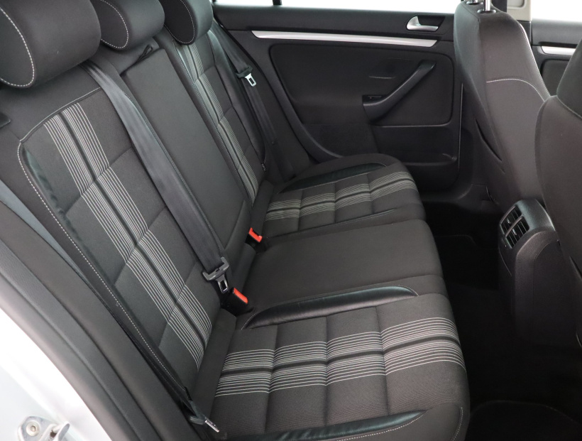 Volkswagen Golf, 2013