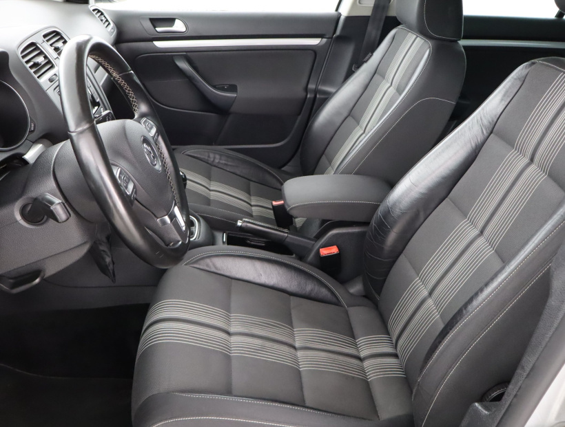 Volkswagen Golf, 2013