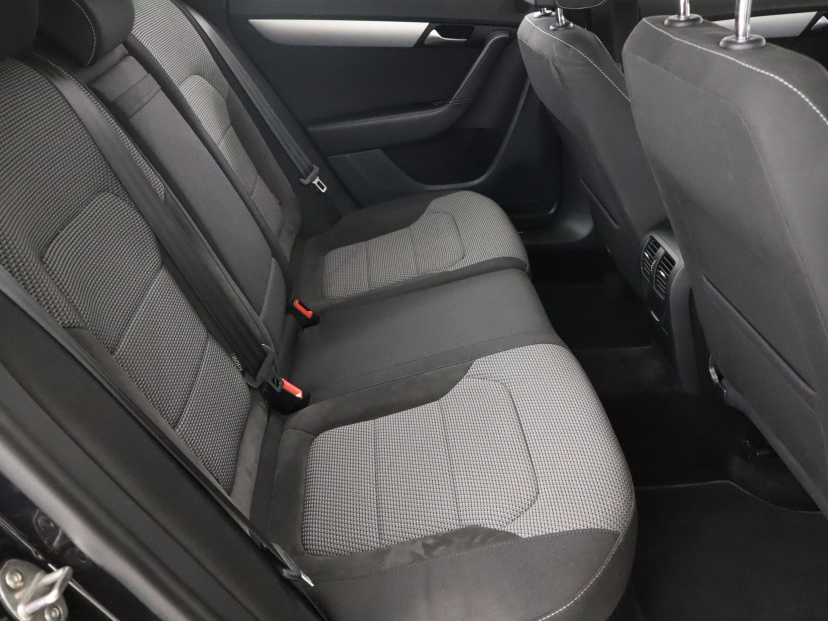 Volkswagen Passat, 2013