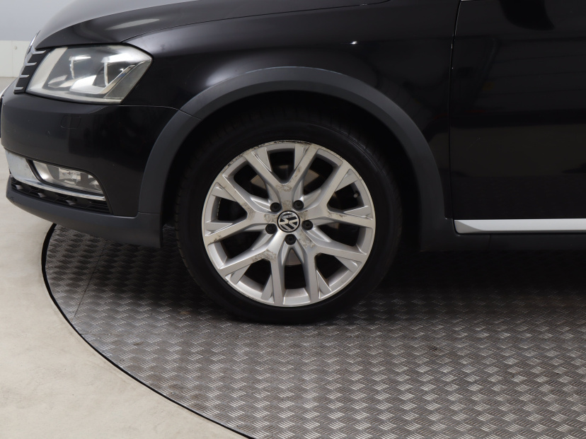 Volkswagen Passat, 2013