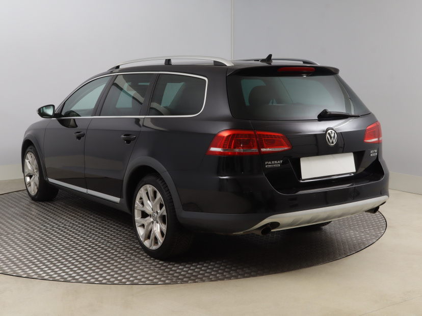 Volkswagen Passat, 2013