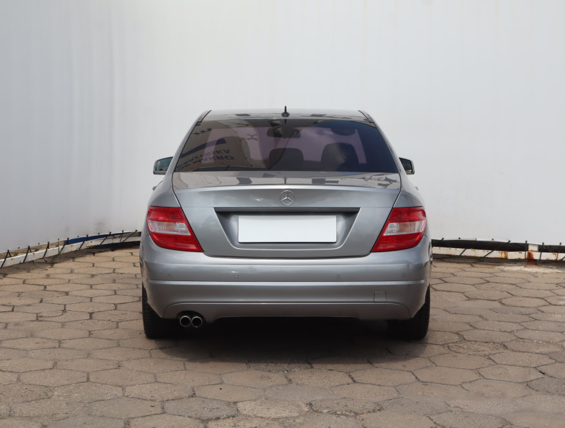 Mercedes-Benz C, 2010