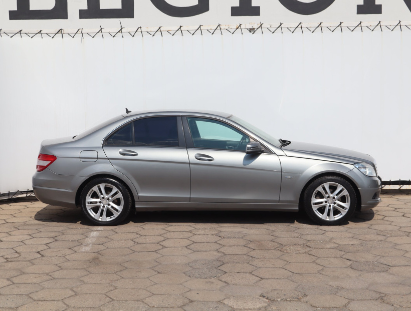 Mercedes-Benz C, 2010