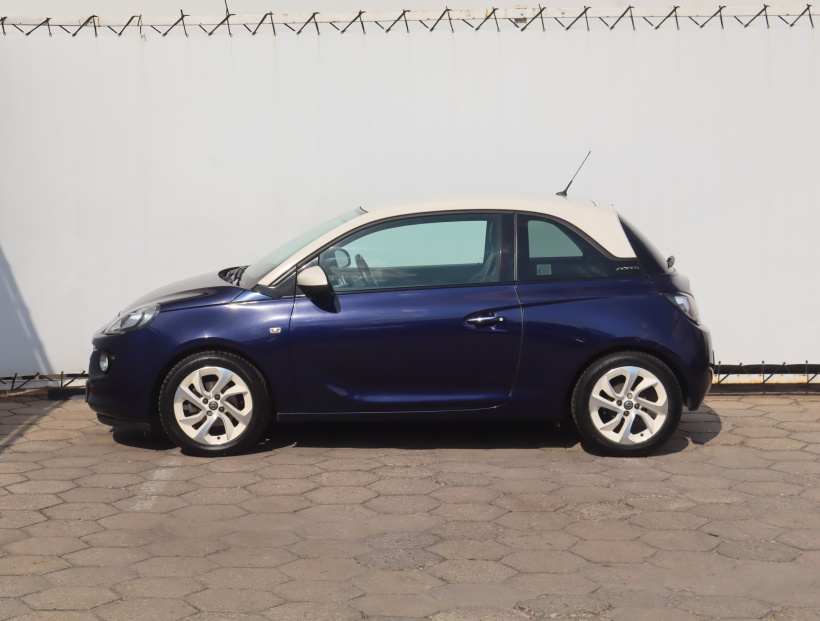 Opel Adam, 2015
