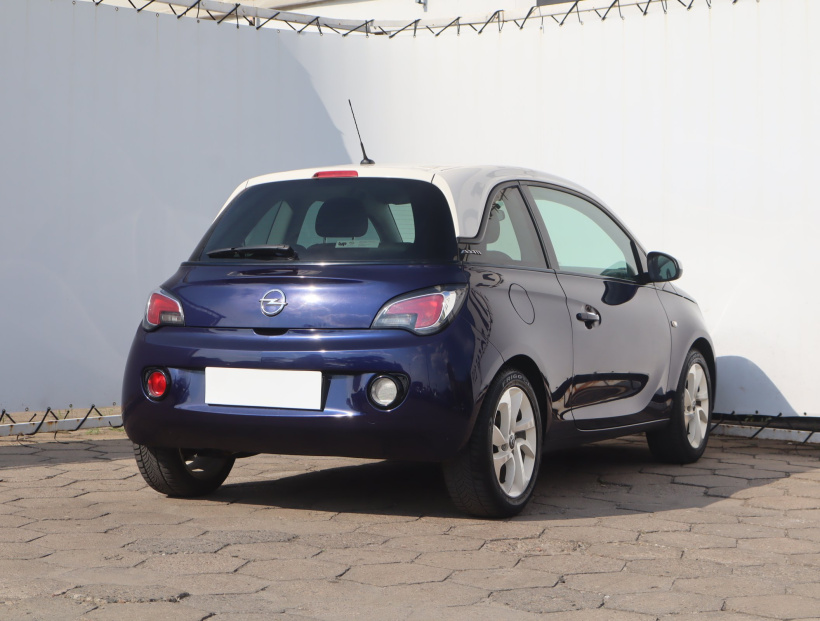 Opel Adam, 2015