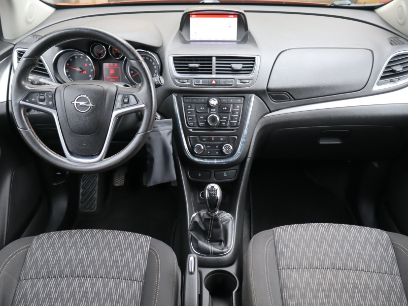 Opel Mokka, 2013