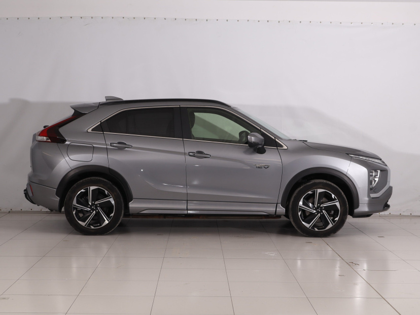 Mitsubishi Eclipse Cross, 2022
