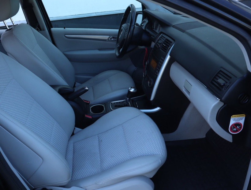Mercedes-Benz B, 2010