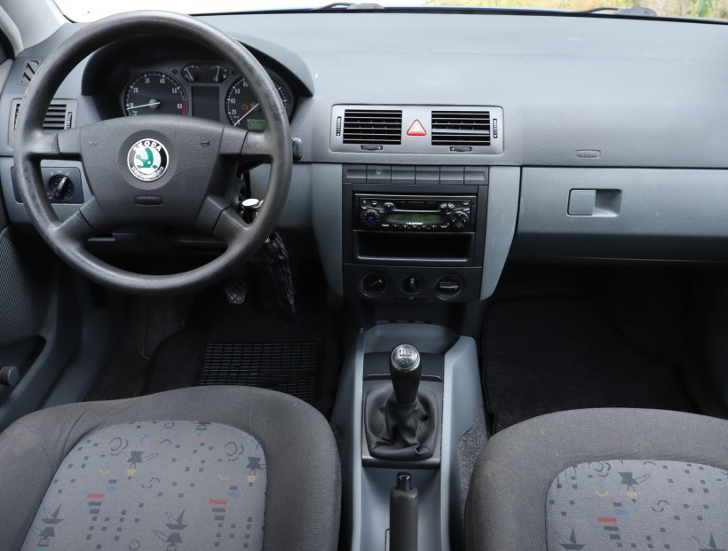 Škoda Fabia, 2003