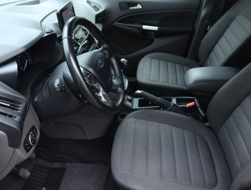 Ford Tourneo Connect, 2020