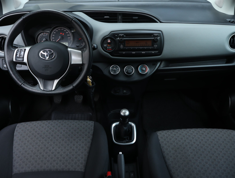 Toyota Yaris, 2014