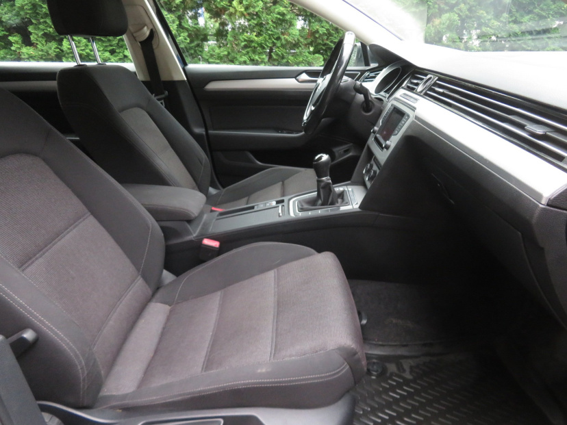 Volkswagen Passat, 2015