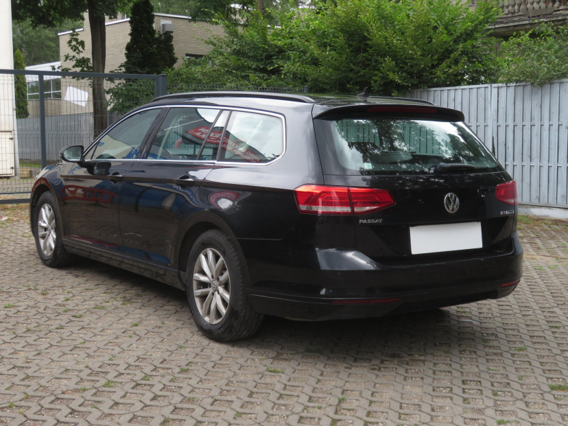 Volkswagen Passat, 2015