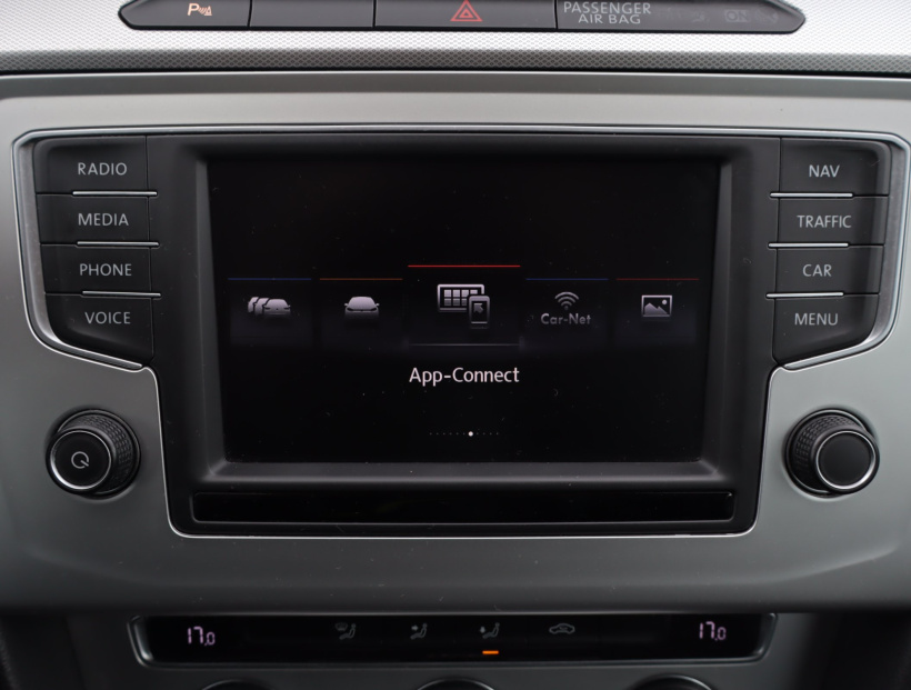 Volkswagen Passat, 2015