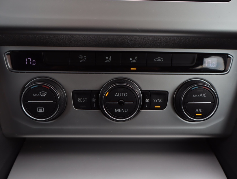 Volkswagen Passat, 2015