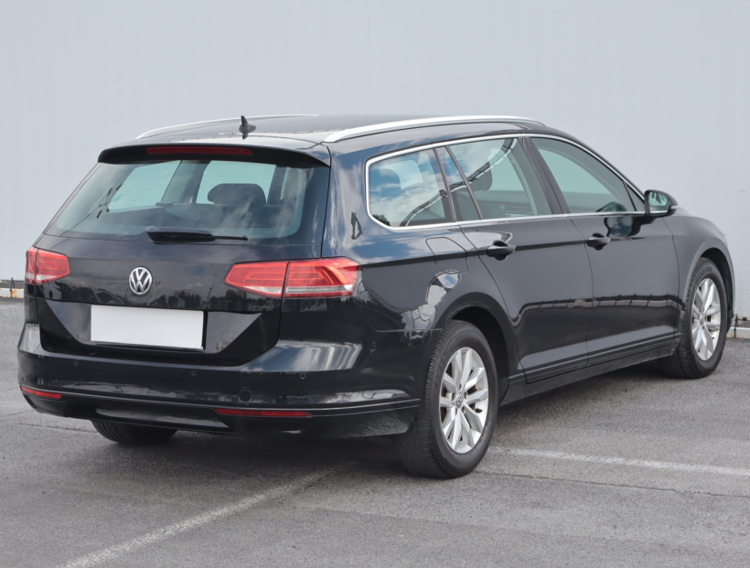 Volkswagen Passat, 2015