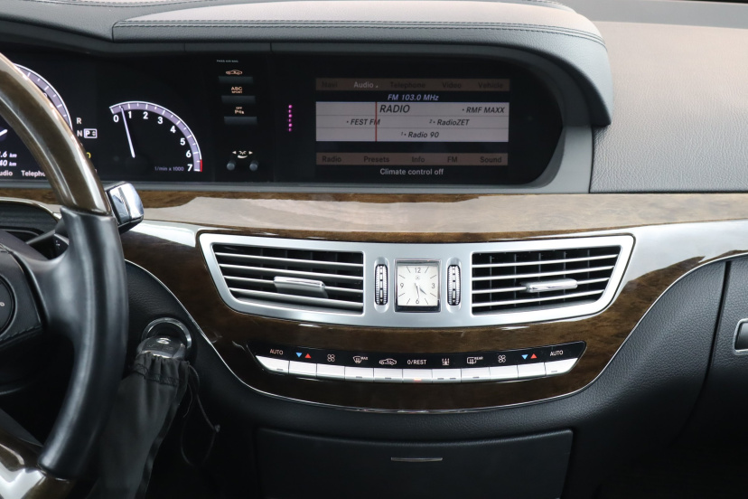 Mercedes-Benz S, 2011