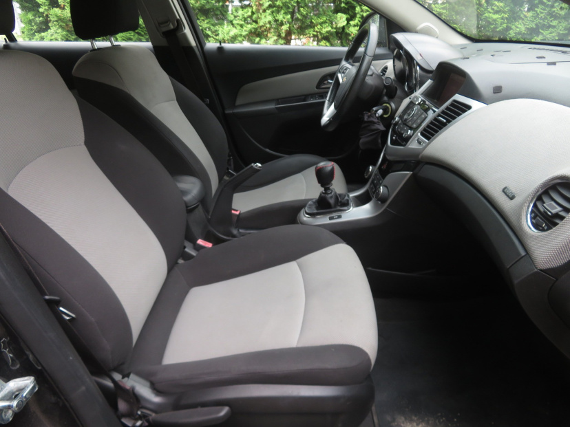 Chevrolet Cruze, 2011