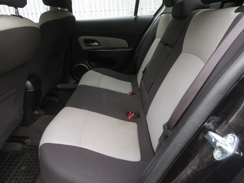 Chevrolet Cruze, 2011
