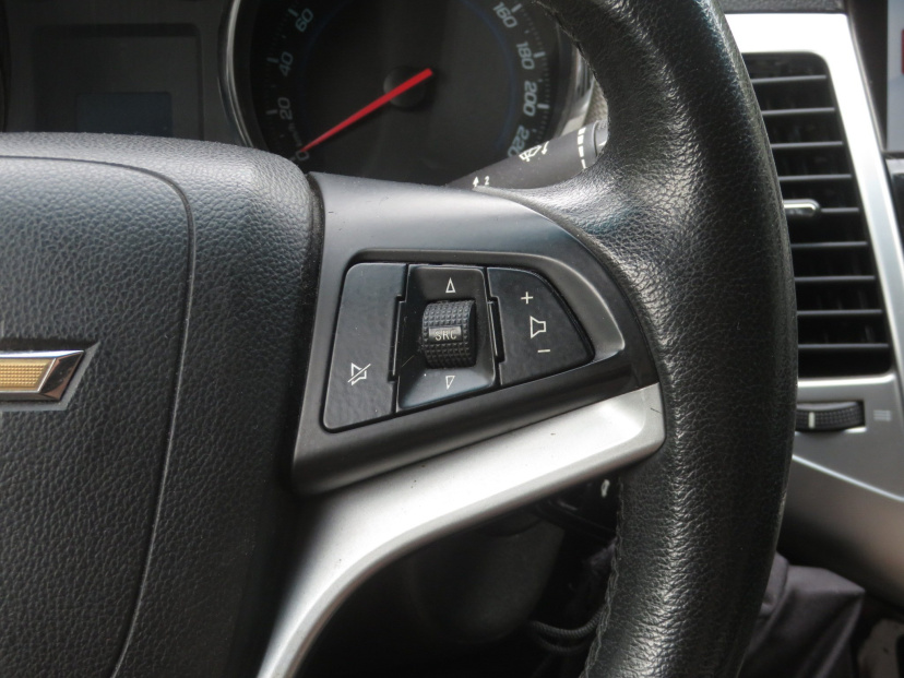 Chevrolet Cruze, 2011