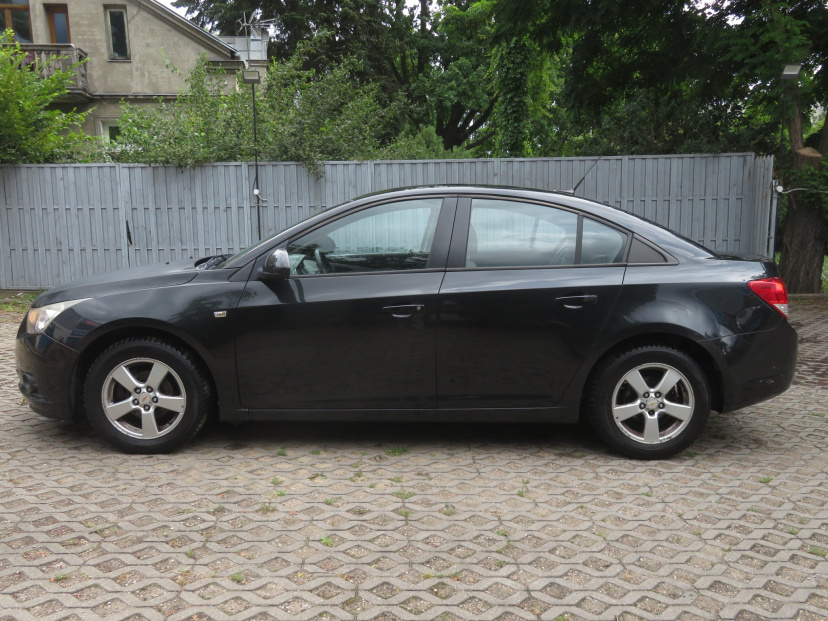 Chevrolet Cruze, 2011