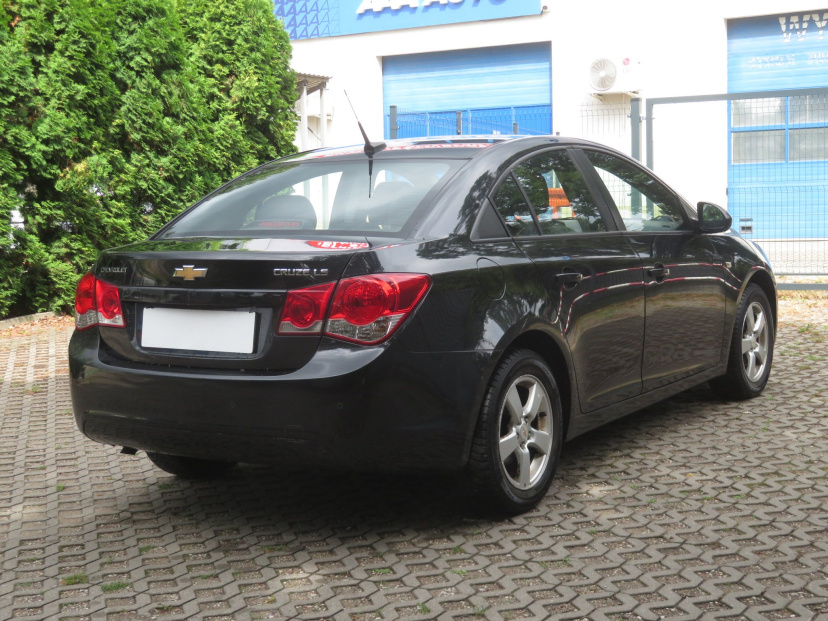 Chevrolet Cruze, 2011