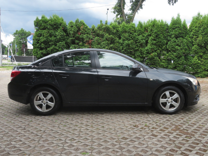 Chevrolet Cruze, 2011