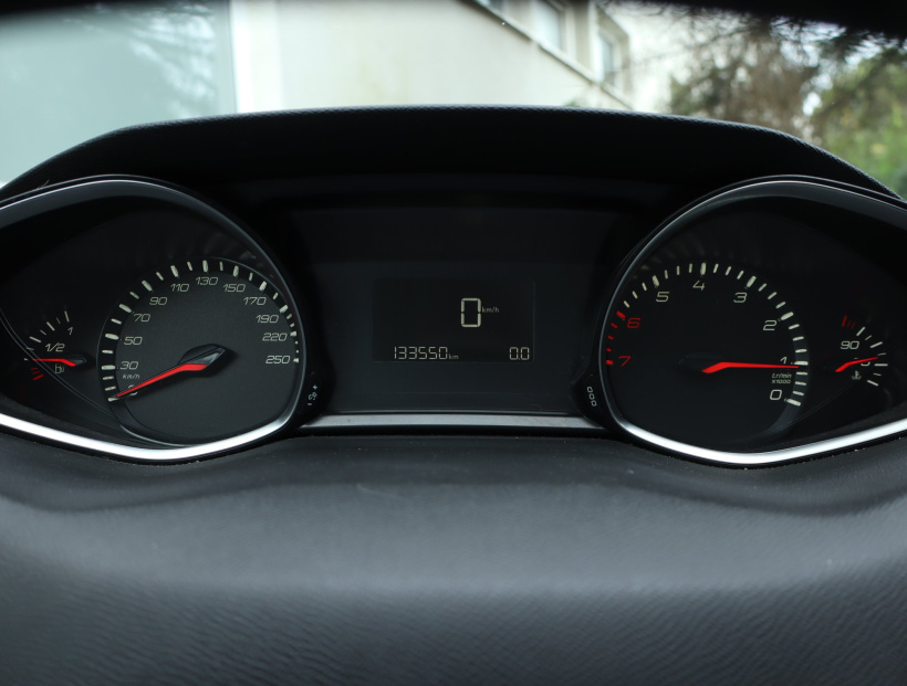 Peugeot 308, 2015